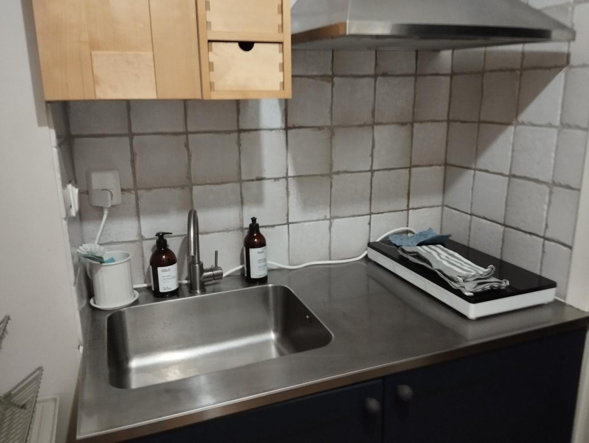 Centrala Stan- 2-Rums Gaestsvit, Perfekt Foer Kollegor Som Oenskar Separata Rum Умео Экстерьер фото